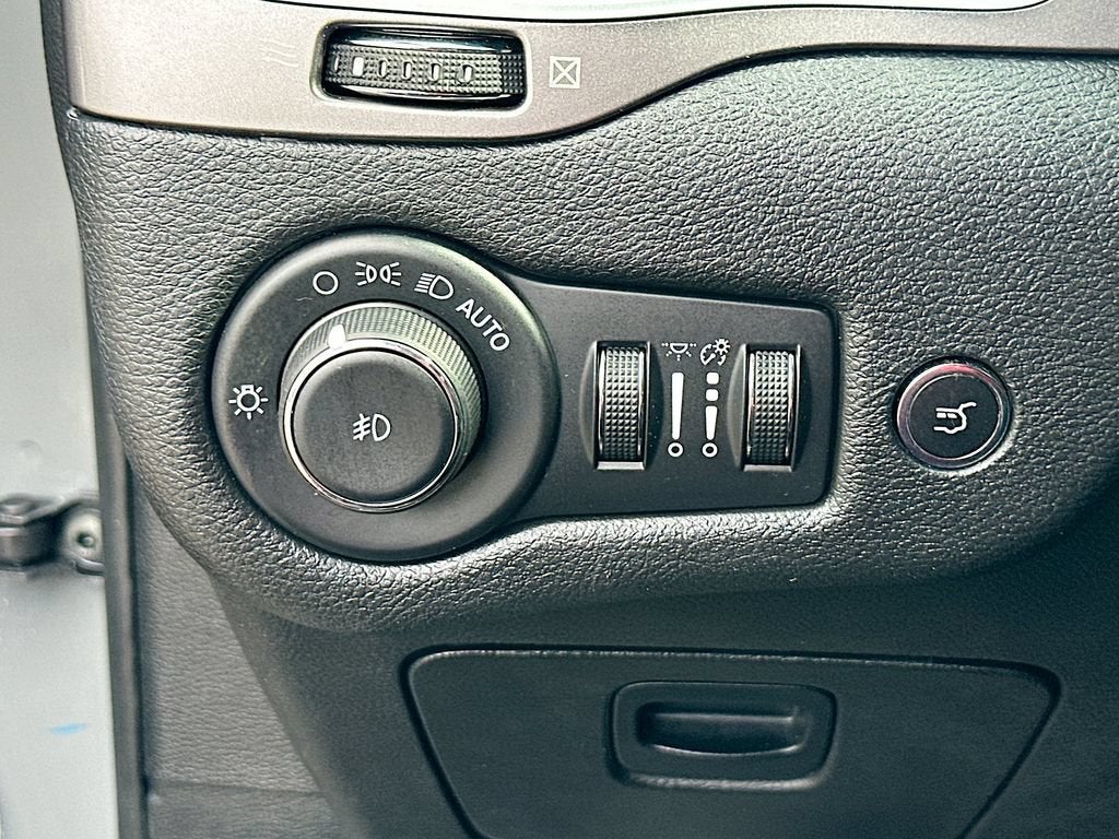 2020 Jeep Cherokee Latitude Lux FWD