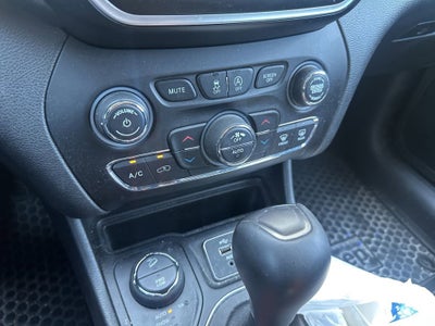 2019 Jeep Cherokee Latitude Plus 4x4