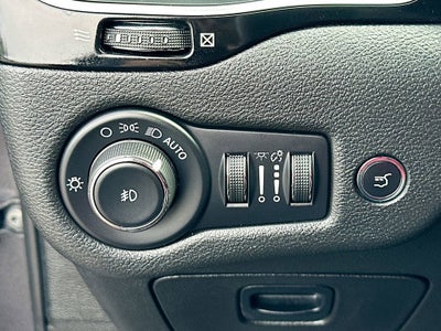 2023 Jeep Cherokee Altitude Lux 4x4
