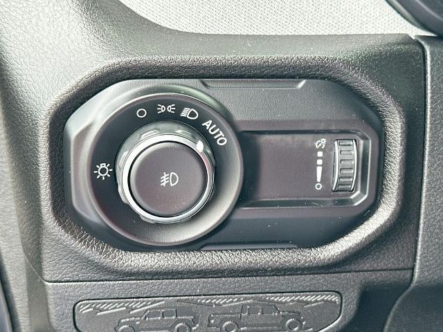 2025 Jeep Wrangler 4-Door Summit 4x4