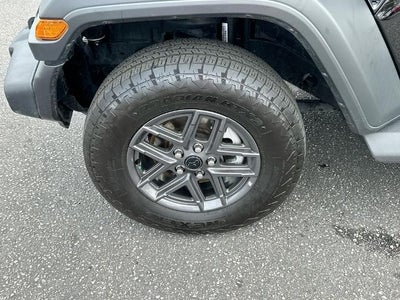 2025 Jeep Wrangler 4-Door Summit 4x4