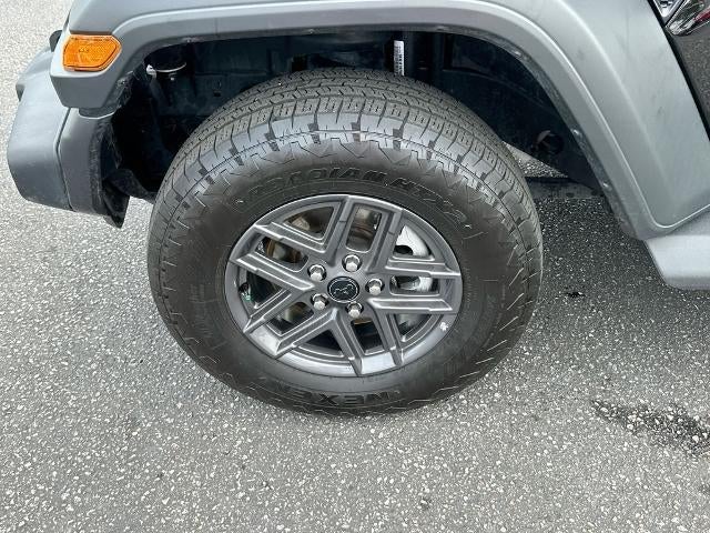 2025 Jeep Wrangler 4-Door Summit 4x4