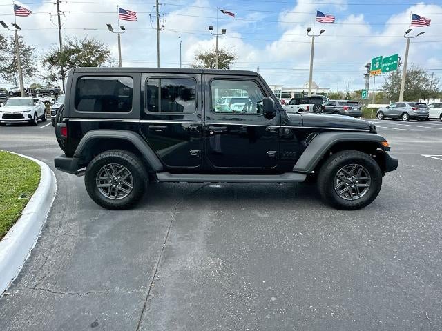 2025 Jeep Wrangler 4-Door Summit 4x4