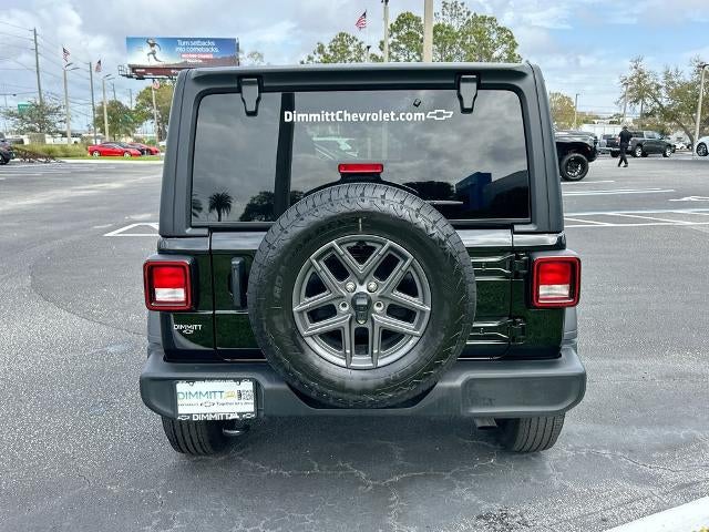 2025 Jeep Wrangler 4-Door Summit 4x4