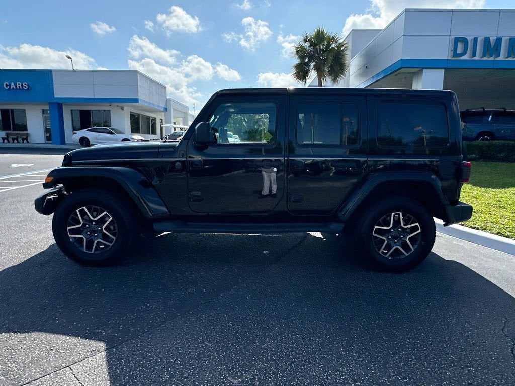 2025 Jeep Wrangler 4-Door Sahara 4x4