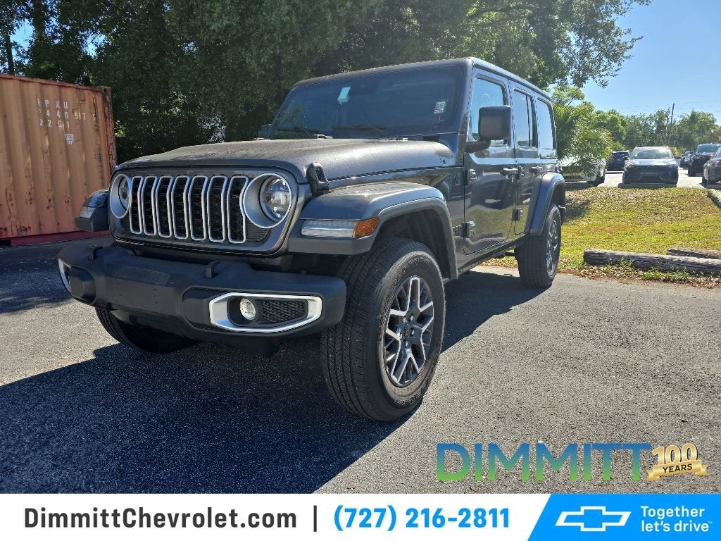 2025 Jeep Wrangler 4-Door Sahara 4x4