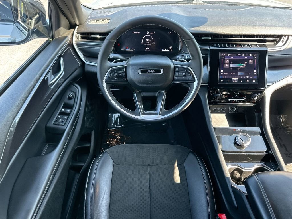 2023 Jeep Grand Cherokee L Altitude 4x4