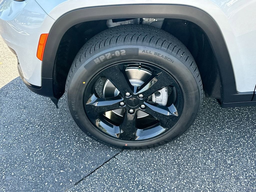 2023 Jeep Grand Cherokee L Altitude 4x4