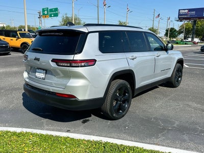 2023 Jeep Grand Cherokee L Altitude 4x4