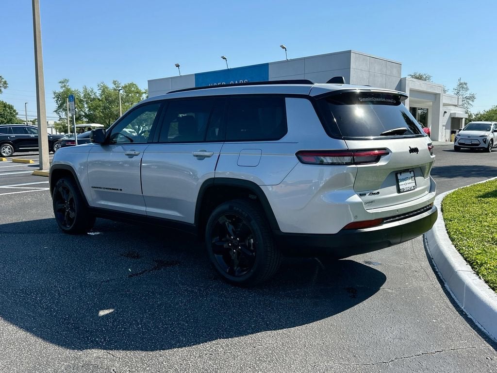 2023 Jeep Grand Cherokee L Altitude 4x4