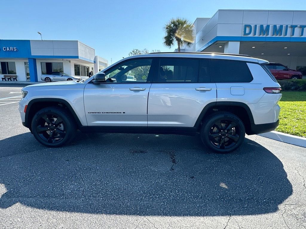 2023 Jeep Grand Cherokee L Altitude 4x4