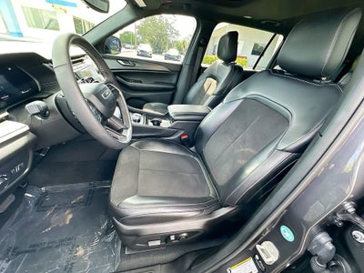 2023 Jeep Grand Cherokee L Altitude X 4x4