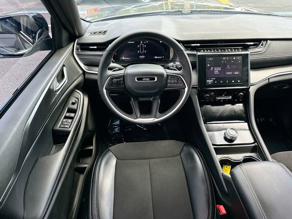 2023 Jeep Grand Cherokee L Altitude X 4x4