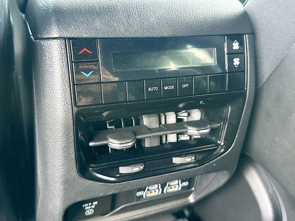 2023 Jeep Grand Cherokee L Altitude X 4x4