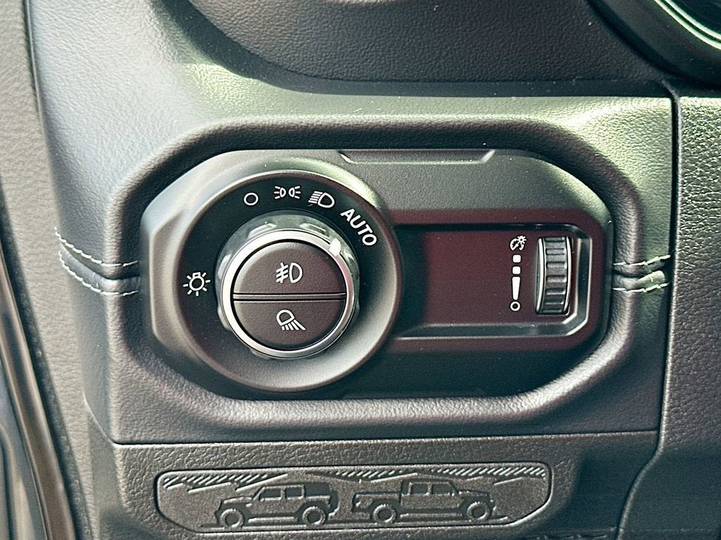 2025 Jeep Gladiator High Tide