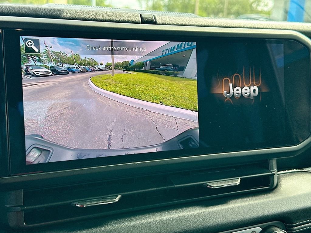 2025 Jeep Gladiator High Tide