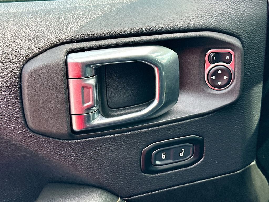 2025 Jeep Gladiator High Tide