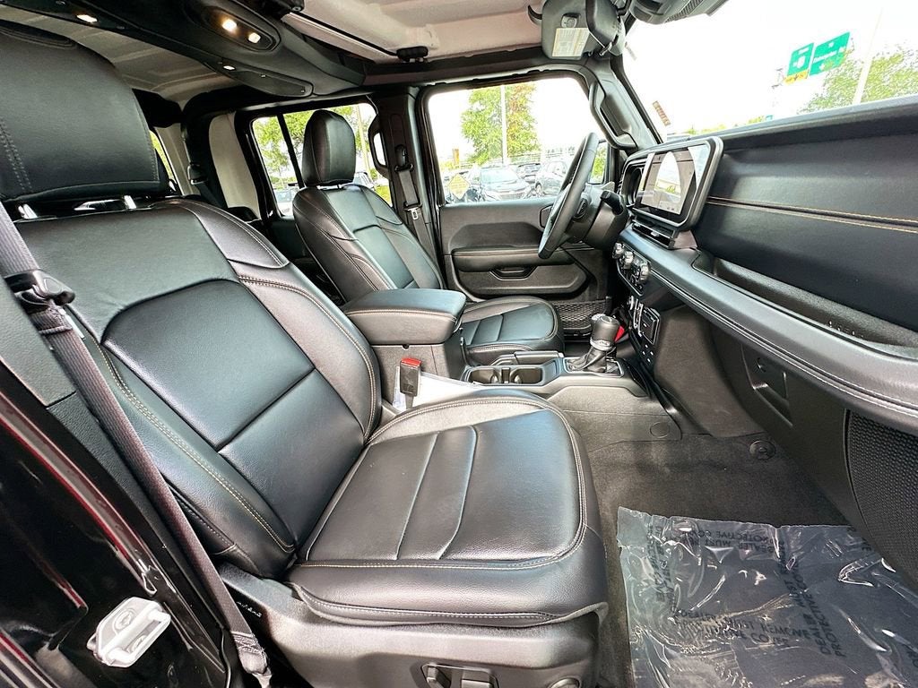 2025 Jeep Gladiator High Tide