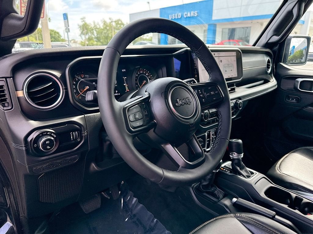 2025 Jeep Gladiator High Tide