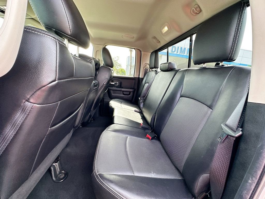2017 RAM 1500 Laramie Quad Cab 4x4 6'4" Box