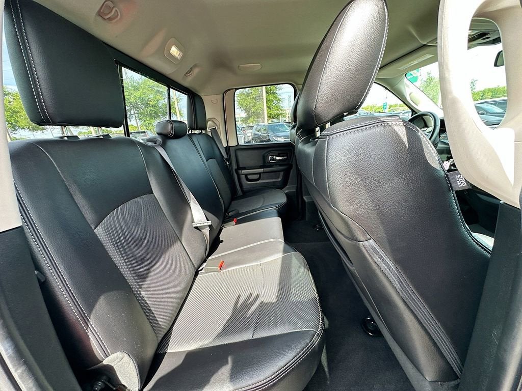 2017 RAM 1500 Laramie Quad Cab 4x4 6'4" Box
