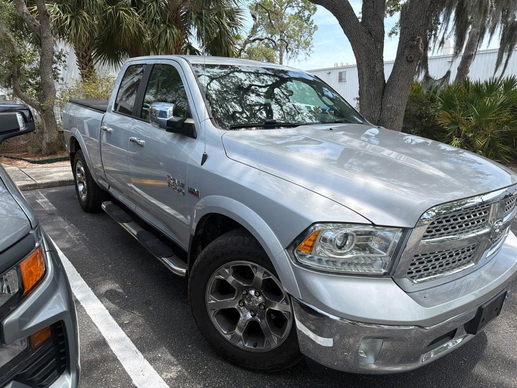 2017 RAM 1500 Laramie Quad Cab 4x4 6'4" Box