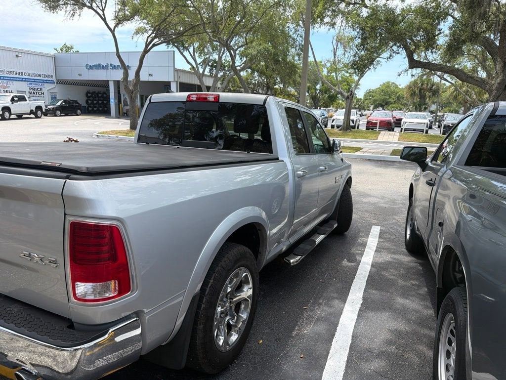 2017 RAM 1500 Laramie Quad Cab 4x4 6'4" Box