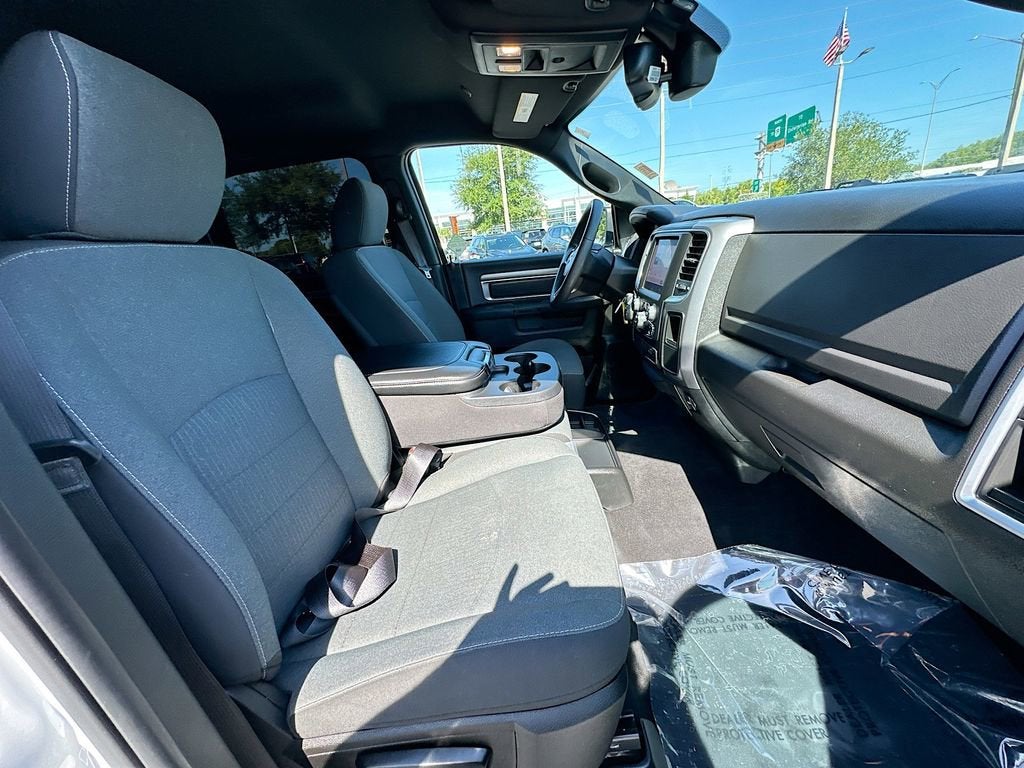 2022 RAM 1500 Classic Warlock Crew Cab 4x4 5'7" Box