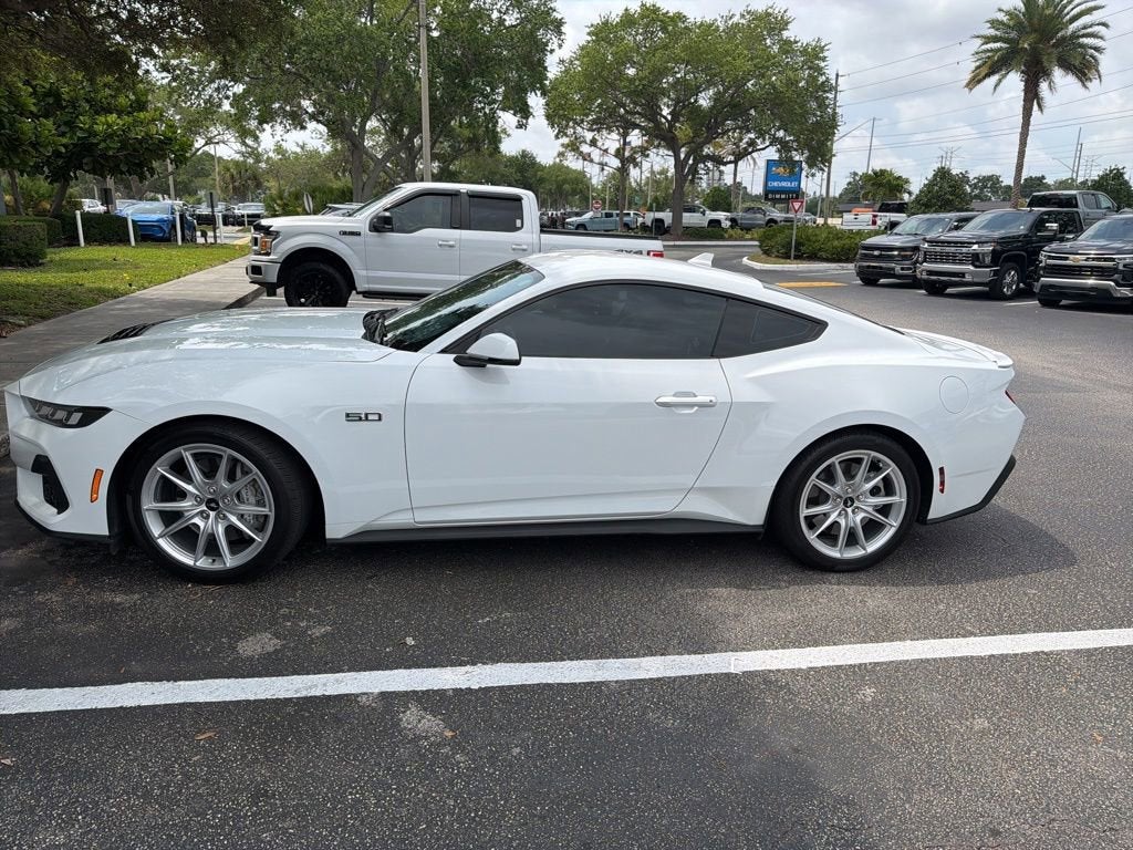 2024 Ford Mustang GT Premium Fastback