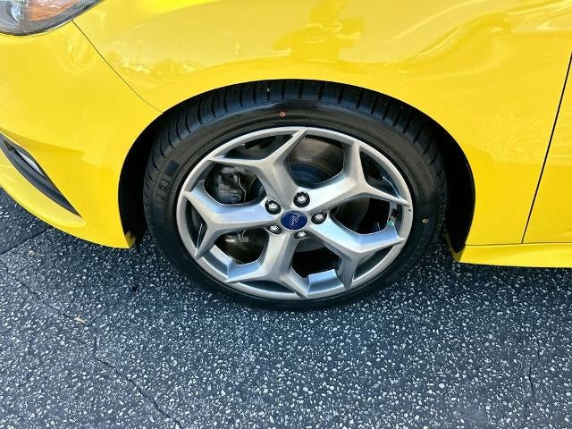 2017 Ford Focus ST ST