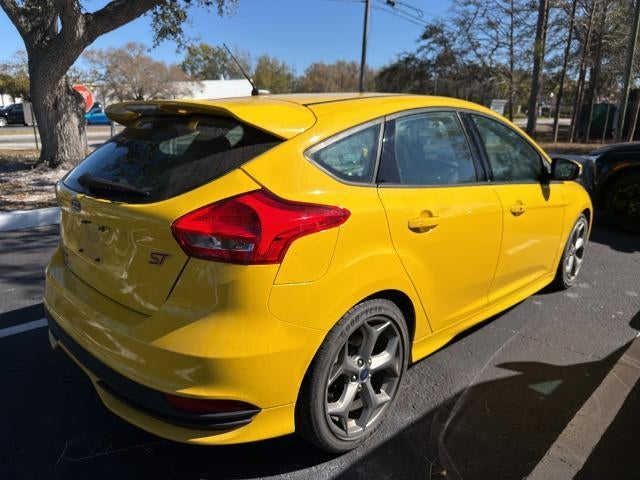 2017 Ford Focus ST ST