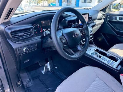 2022 Ford Explorer Base