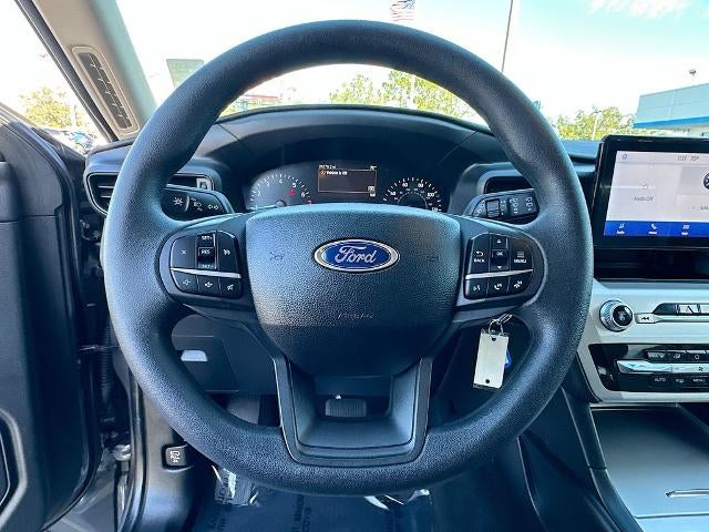 2022 Ford Explorer Base