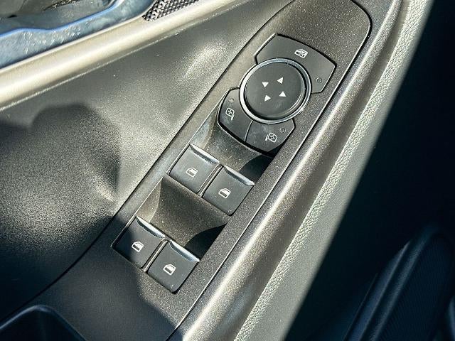 2022 Ford Explorer Base