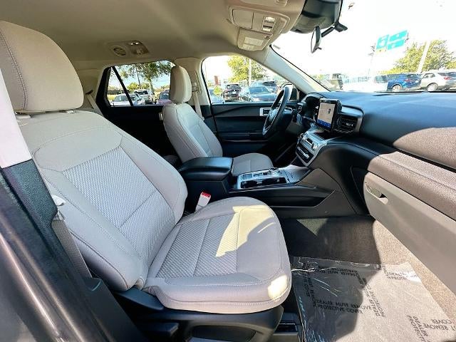 2022 Ford Explorer Base