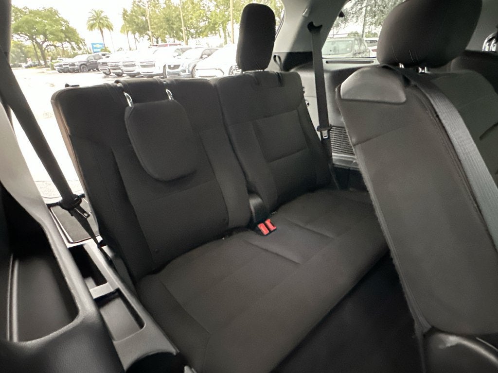2023 Ford Explorer XLT - Photo 26