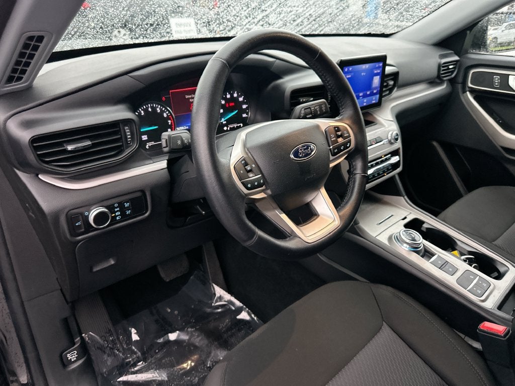 2023 Ford Explorer XLT - Photo 9