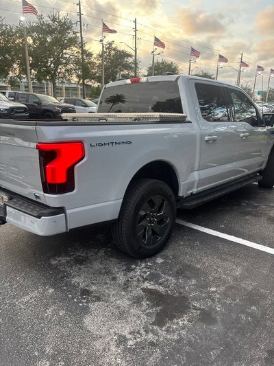 2025 Ford F-150 Lightning Flash