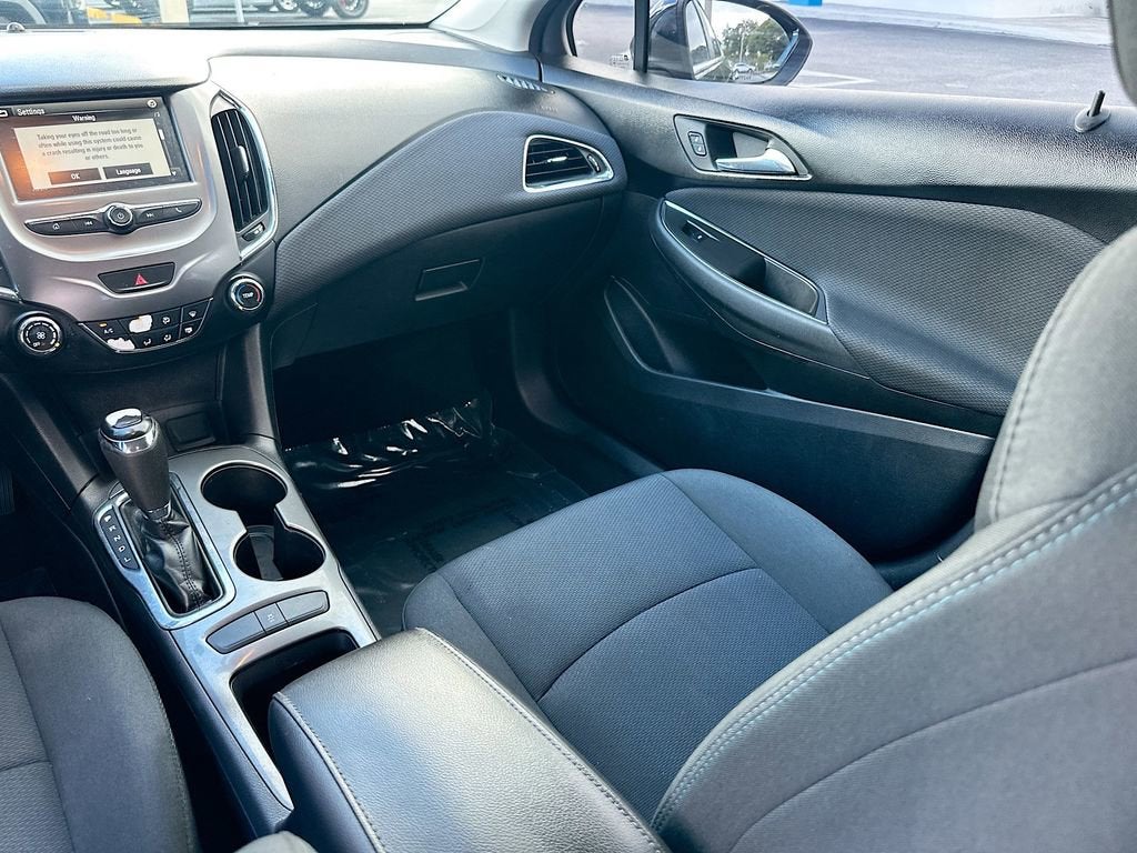 2017 Chevrolet Cruze LT