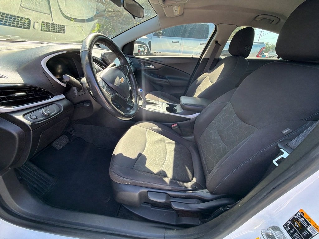 2017 Chevrolet Volt Base