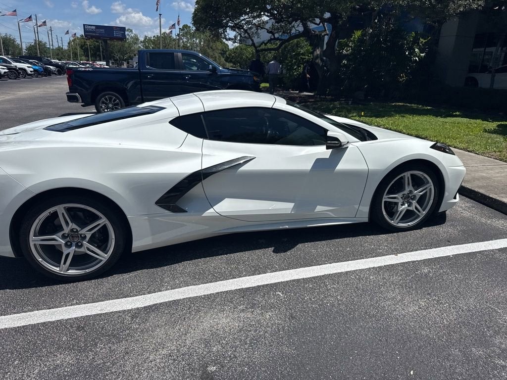 2024 Chevrolet Corvette Stingray 2LT