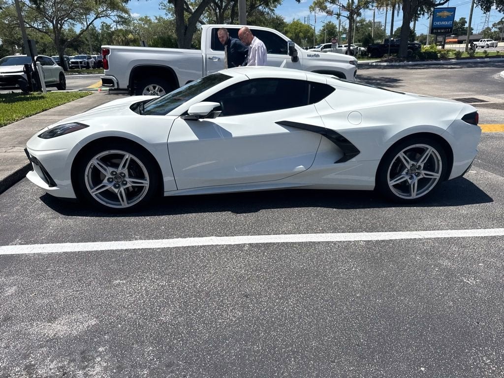2024 Chevrolet Corvette Stingray 2LT