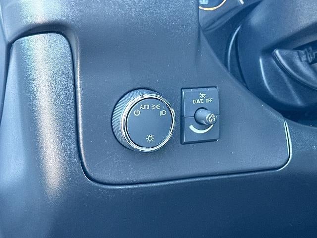 2023 Chevrolet Express Passenger 3500 1LS