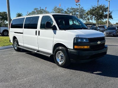 2023 Chevrolet Express Passenger 3500 1LS