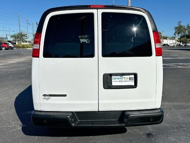2023 Chevrolet Express Passenger 3500 1LS