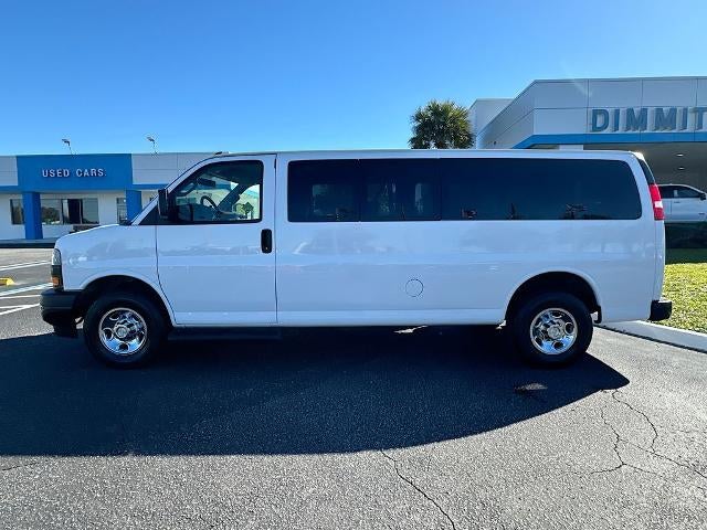 2023 Chevrolet Express Passenger 3500 1LS