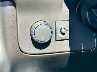 2024 Chevrolet Express Passenger 3500 1LT