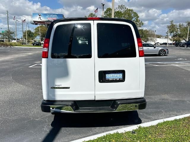 2024 Chevrolet Express Passenger 3500 1LT