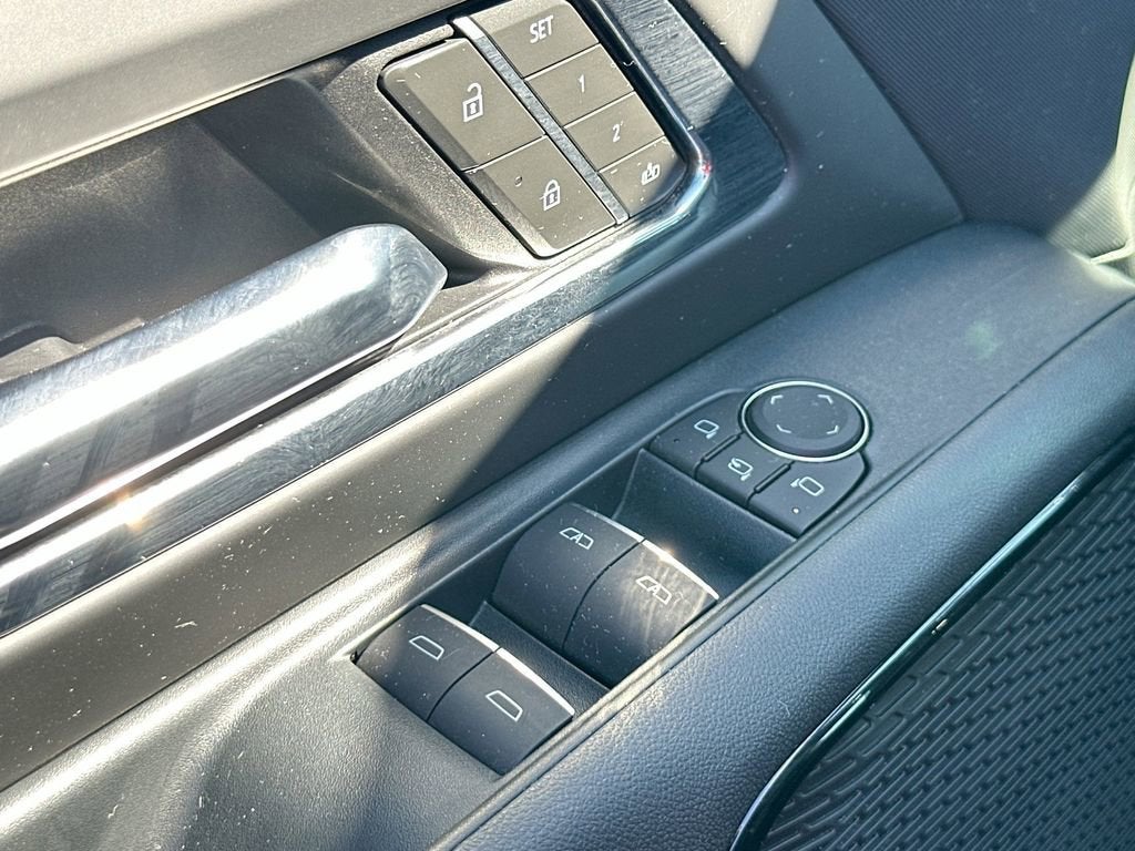 2025 Chevrolet Silverado EV RST - Max Range