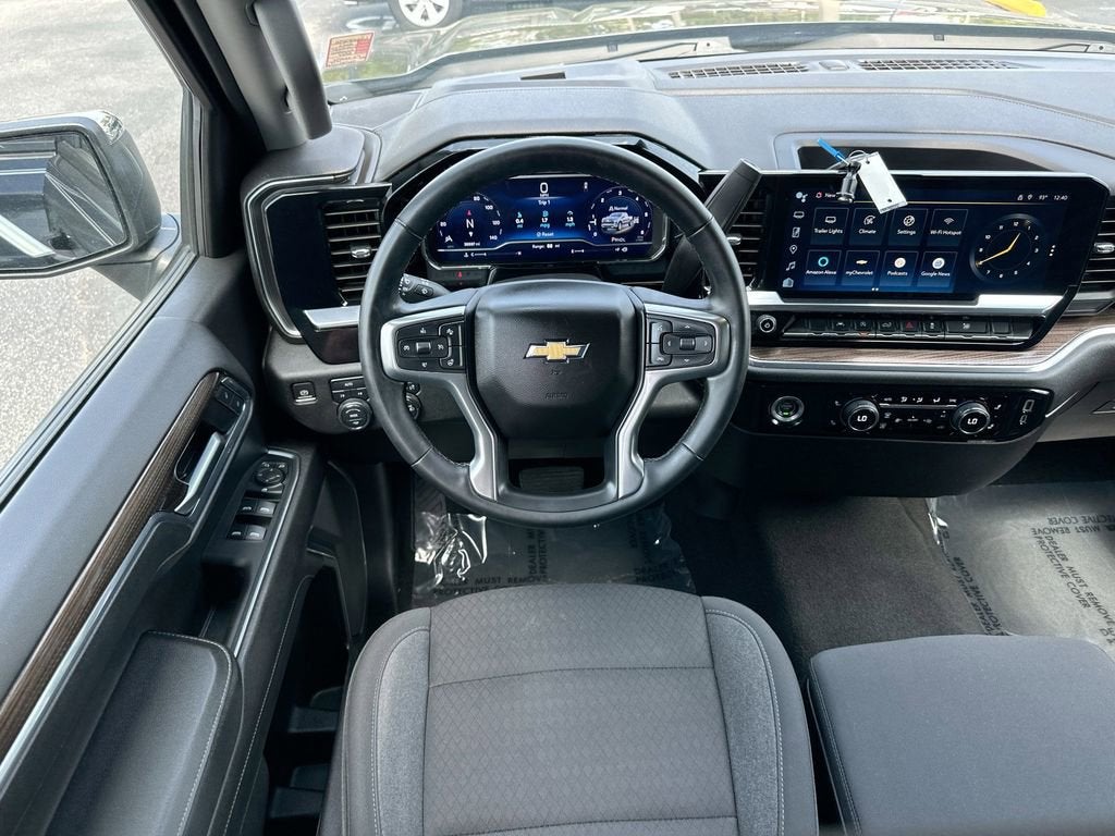 2023 Chevrolet Silverado 1500 LT (2FL)